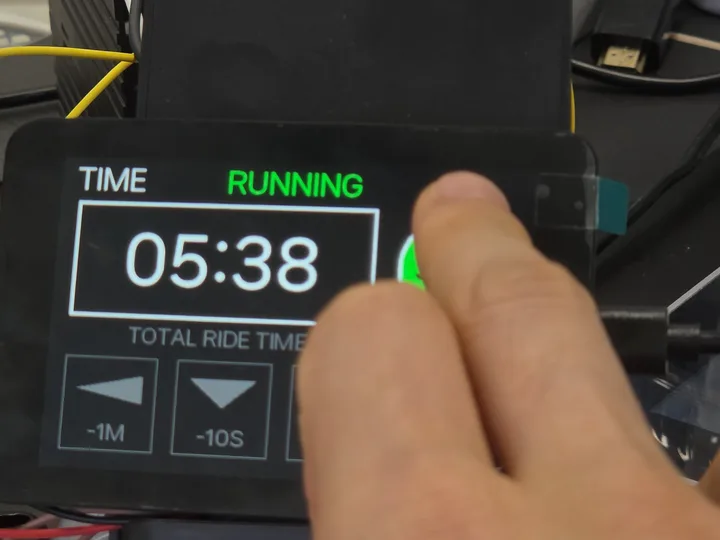 RP2350 touch LCD timer in RUNNING state with the countdown at 05