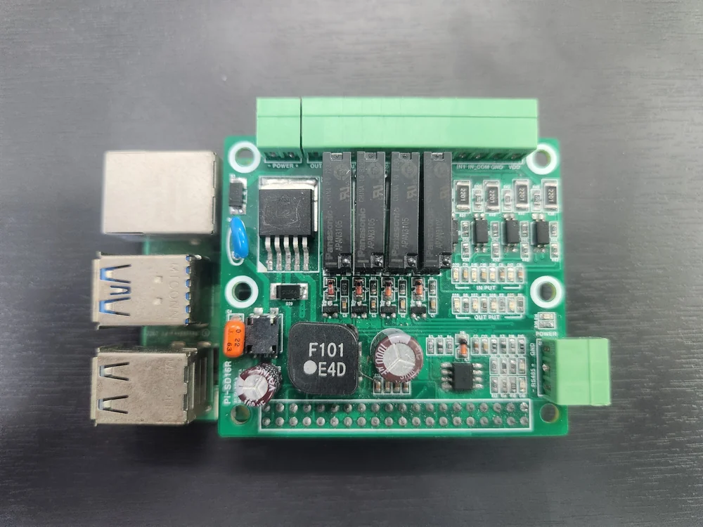 Pi-SD16R 보드의 단자 배치와 부품 구성